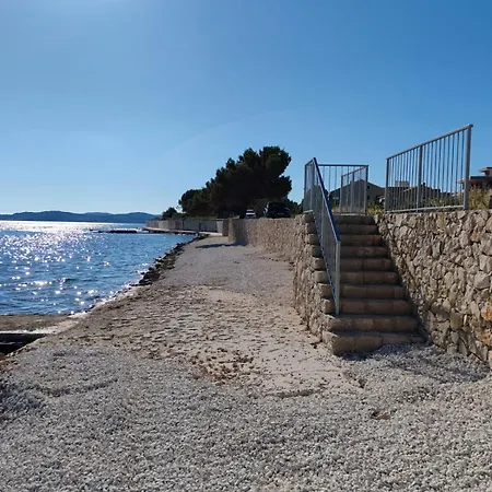 Seaside Serenity 